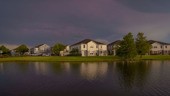 Florida Housing Market Update: Inventory Tightens as Luxury Sales Surge in April 2026